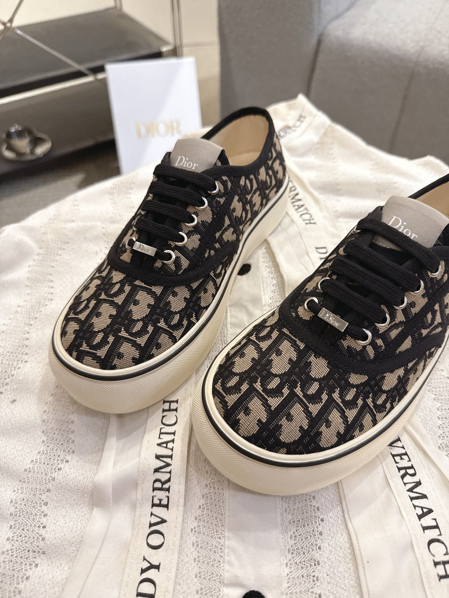 Women's high heels